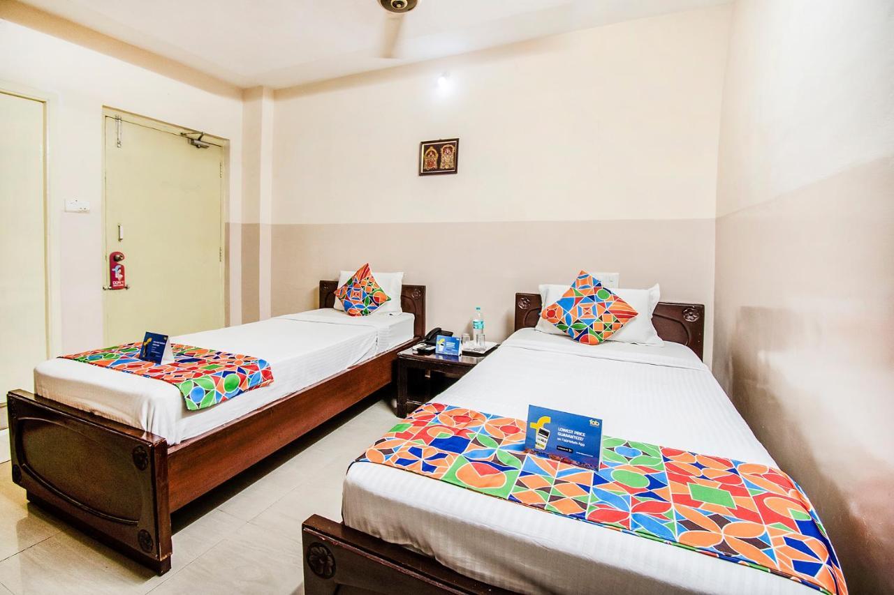 FabHotel Aditya Yatri Nivas Tirupati Bagian luar foto