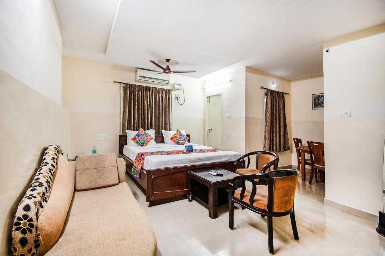 FabHotel Aditya Yatri Nivas Tirupati Bagian luar foto