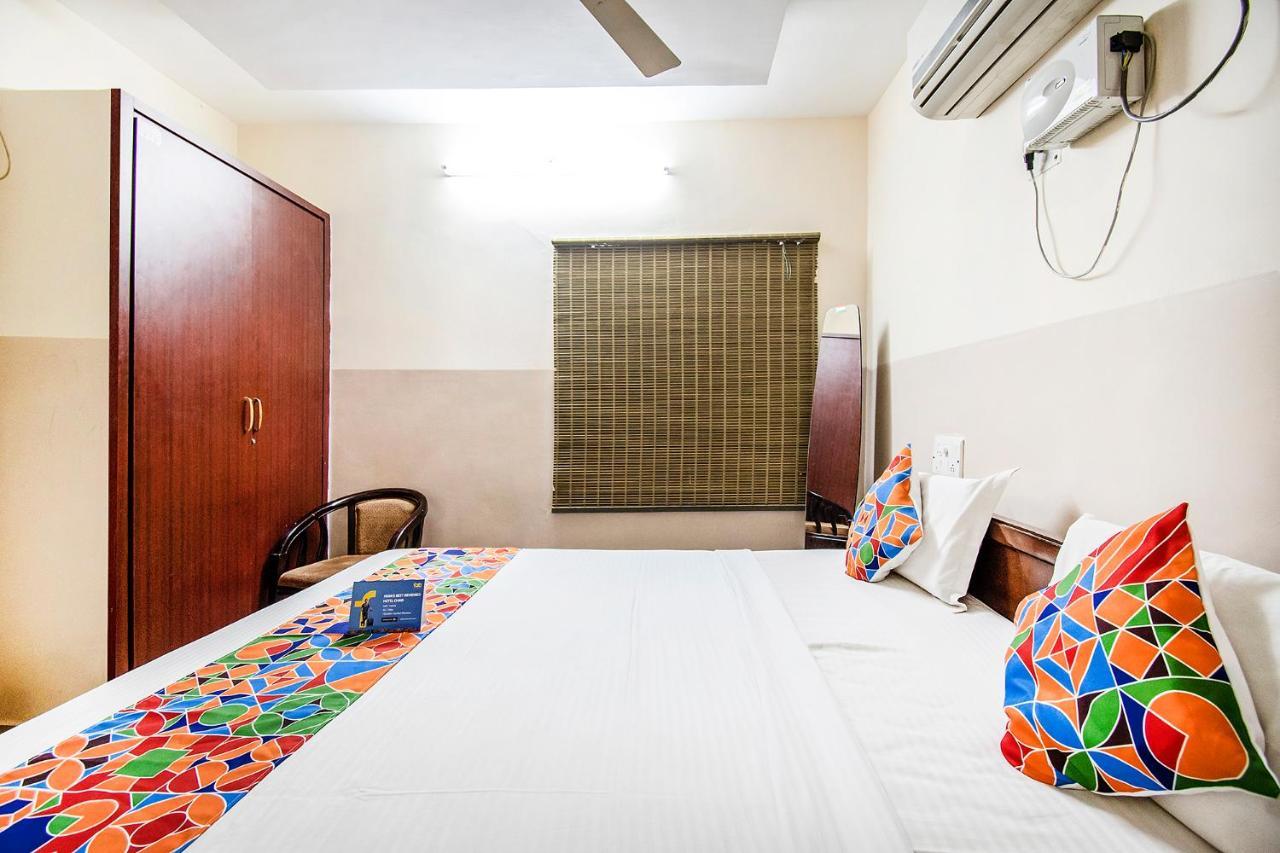 FabHotel Aditya Yatri Nivas Tirupati Bagian luar foto