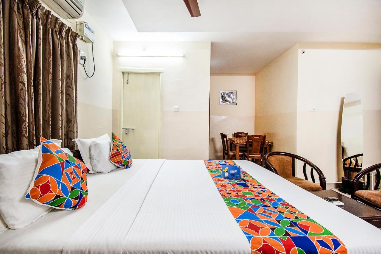 FabHotel Aditya Yatri Nivas Tirupati Bagian luar foto